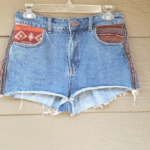 ASOS Pants - ASOS Bershka Vintage Inspired Tapestry Jean Shorts 4